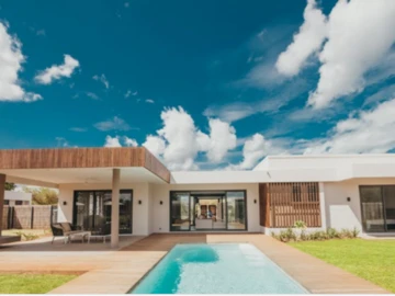 4 Bedroom Villa