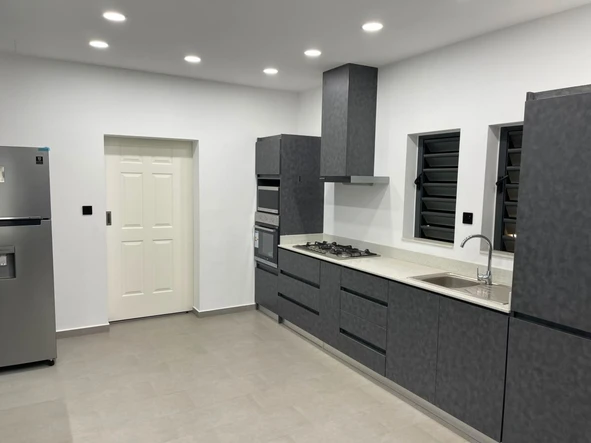 4 Bedroom Villa