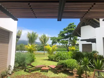 3 Bedroom Duplex To Let in Grande Rivière Noire