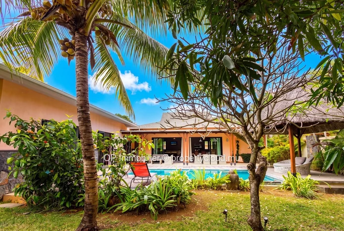 Maison 3 chambres avec piscine à vendre à Cap Malheureux (Mandat exclusif)