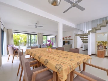 4 Bedroom Villa