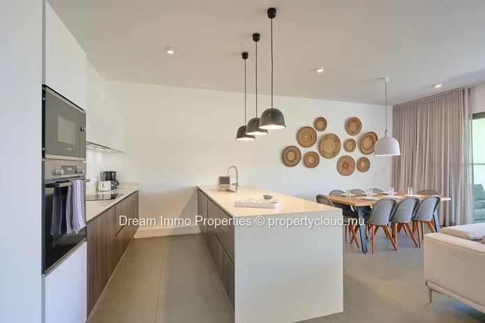  Elegant Furnished 3-Bedroom Apartment With Hotel Access In Grand Gaube - Mauritius