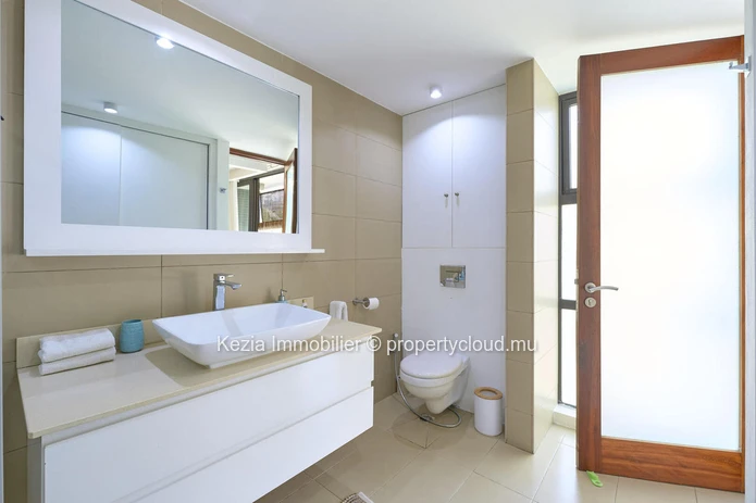 Modern Apartment In Immediate Proximity To The Beach