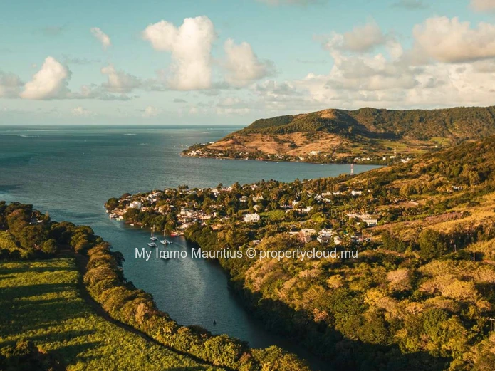  Spacieux appartement 2 chambres dans la Smart City de l’Est – Beach Club et golfs