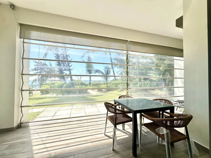 Belle Mare – Magnifique appartement pieds dans l’eau
