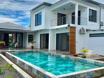 4 Bedroom Villa