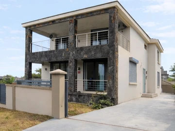 Maison de 4 Chambres