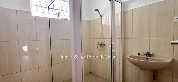 Maison / Villa - 4 chambres - Port Louis - Ref. MA98600VE