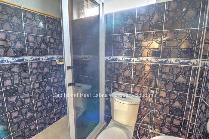 À Vendre – Appartement 2 chambres à la Résidence La Plage, Calodyne (à seulement 3 minutes de la plage)