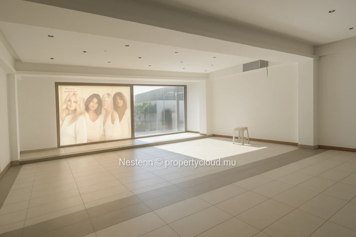 Espace commercial de 175m²