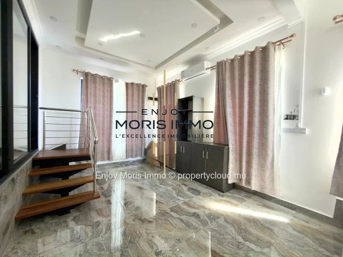 Villa moderne à louer  de 4 CH + Bureau à Grand Baie- Pereybère