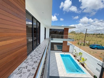 4 Bedroom Villa