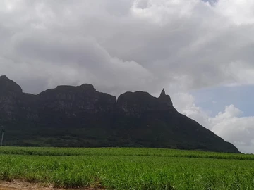 1 acre in La Laura