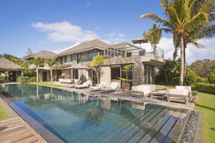 Résidence de Prestige à Louer : 6 Suites, Vue Golf et Piscine de 25m | Anahita, Île Maurice