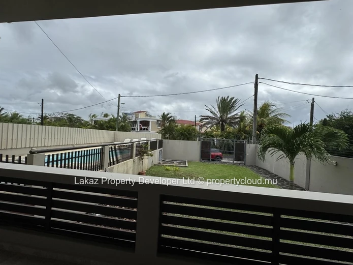 3-Bedroom Apartment for Rent in Pereybère
