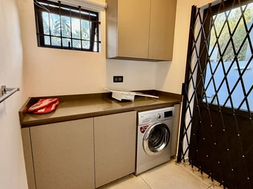 3 Bedroom Townhouse, Duplex
