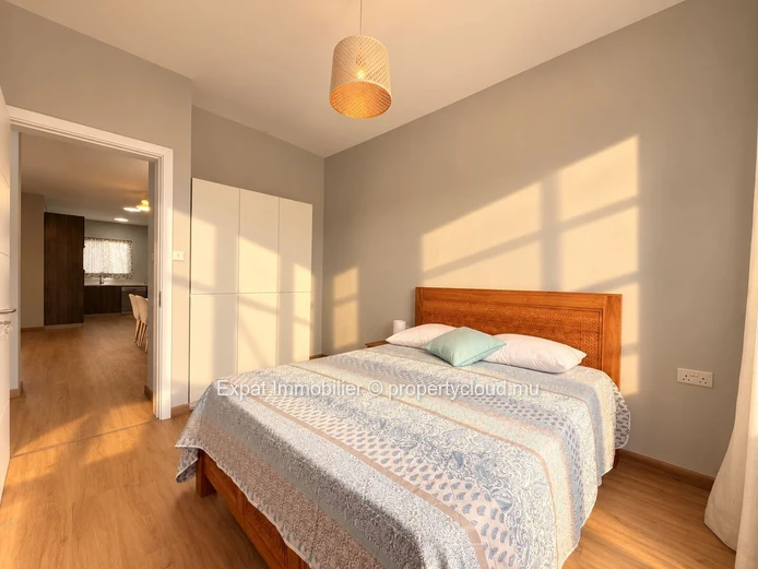Brand-New 3-Bedroom Apartment with Pool & Panoramic Rooftop – Green Creek, Flic-en-Flac