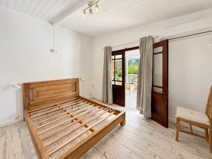 For Rent – Colonial-Style Villa with Private Pool and Separate Studio in Petit Raffray, Mauritius
