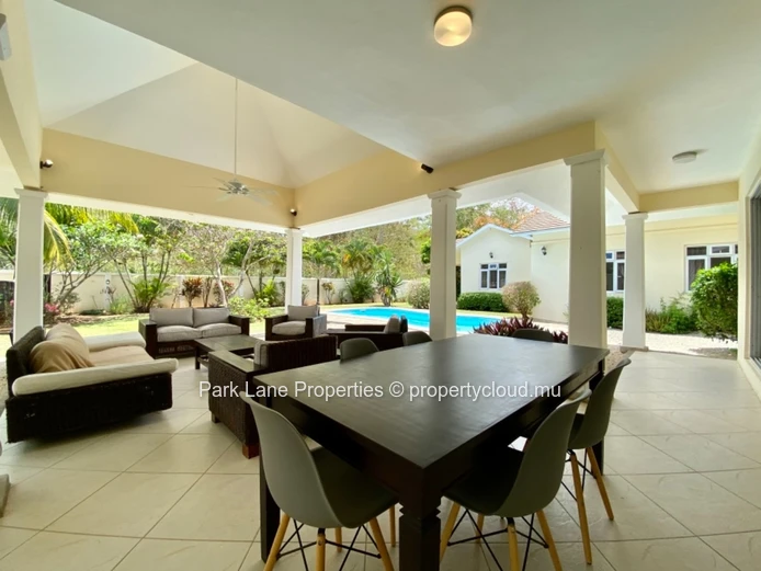 Grande Maison Familiale
