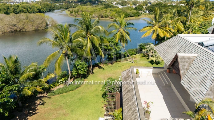4-Bedroom Penthouse for Sale in Tamarin with 379m² Living Space
