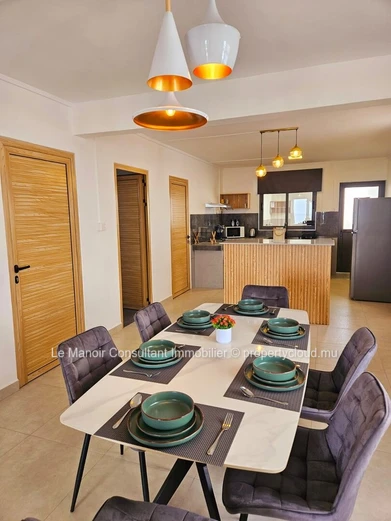 Appartement meublé 160m² avec piscine à louer à Albion
