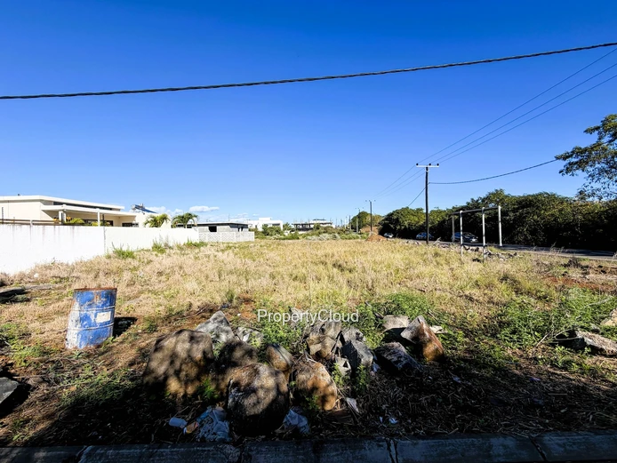 Terrain Commercial À Vendre – Chemin 20 Pieds, Grand Baie