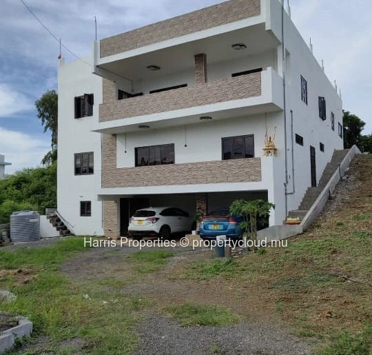 For Sale – Elegant & Spacious 5,000 ft² Home | Rs.