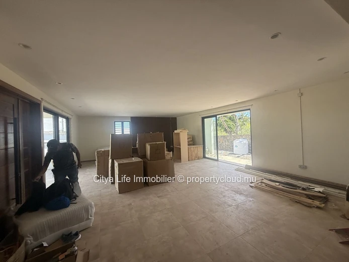 Luxury Furnished Villa with Sea Views – Flic en Flac
