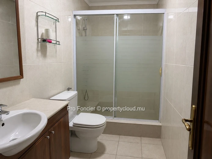 Apartment in Quatre Bornes - Centrally Located