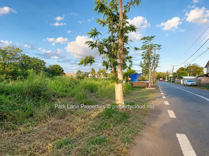 Residential Land for Sale at Tombeau Bay.