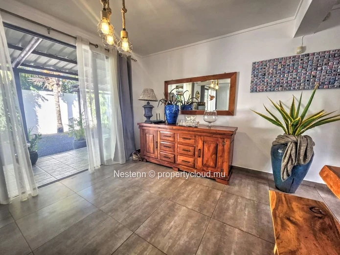 Exceptional 4-duplex complex