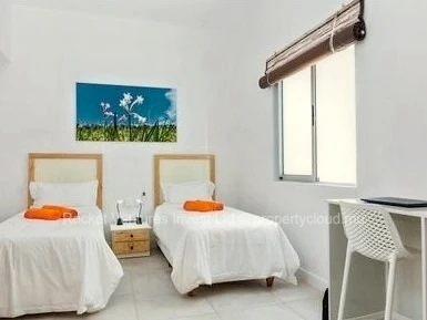 Appartement de 3 chambres à Grand Gaube, plage & piscine, 120 m²