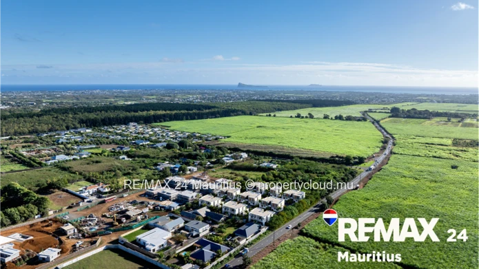 Loréa Residences II | Charmoze, North Mauritius A stand-alone villa feel, in a three-bedroom duplex.