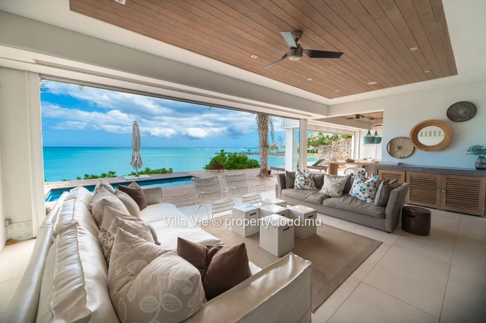Péreybère – Exceptional Beachfront Luxury Villa with 4 En-Suite Bedrooms