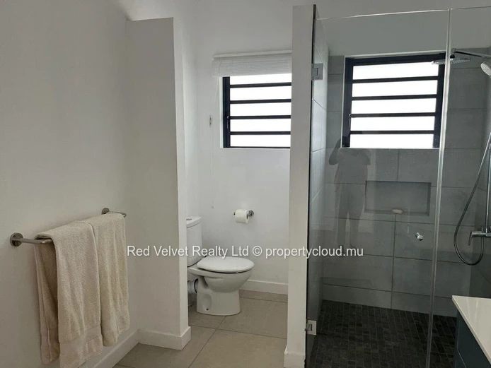 Exclusive 3-Bedroom Villa for Rent in Tamarin