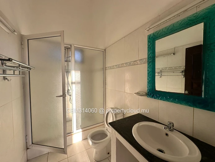 3-bedroom apartment for rent in Ebene