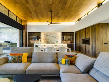 4 Bedroom Villa