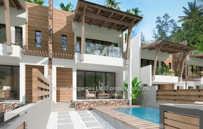 4 Large Duplex in Gated private Complex | Prime location