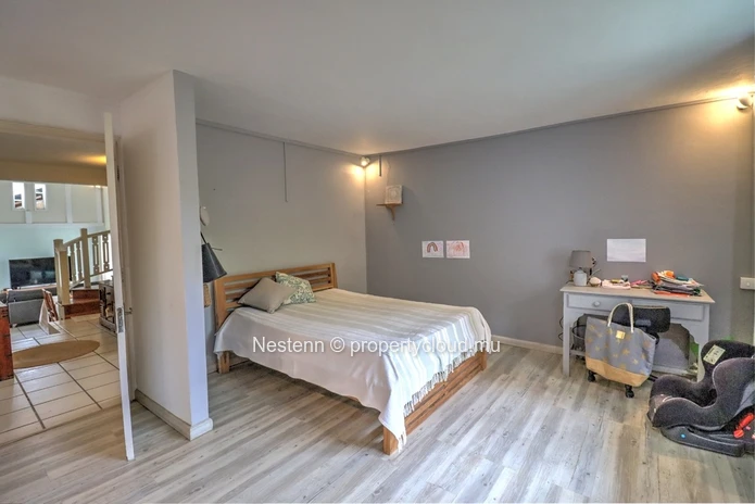 Villa cosy et familiale de 5 chambres avec vue incroyable sur la mer et les montagnes.