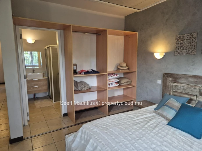 Charming Family Villa Near Azuri