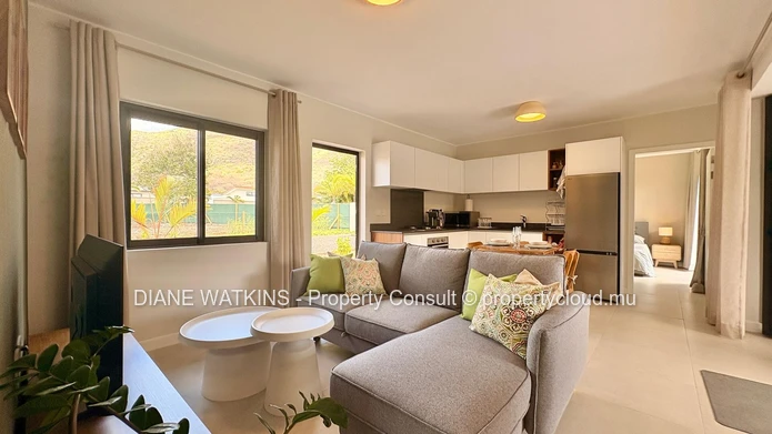 Charmante maison neuve de 2 chambres avec piscine privée à Tamarin à Louer.