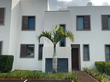 3 Bedroom Townhouse, Duplex