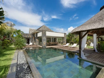 4 Bedroom Villa