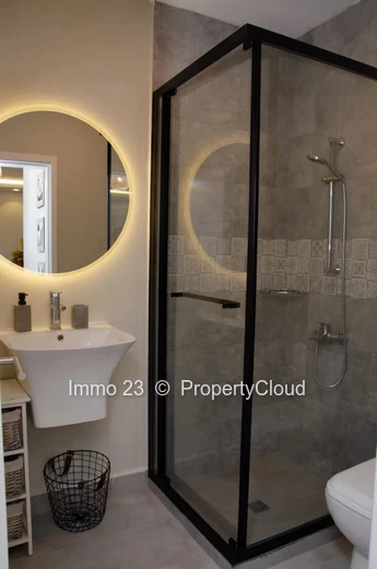Apartments - 1 bedrooms - Phoenix