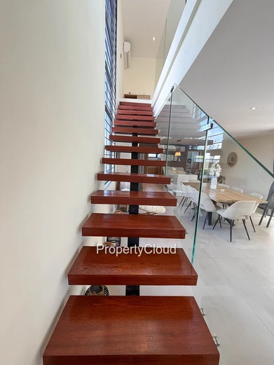 À Louer - Villa De 4 Chambres  - Pereybère