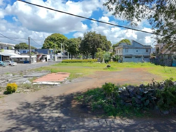 Commercial Land