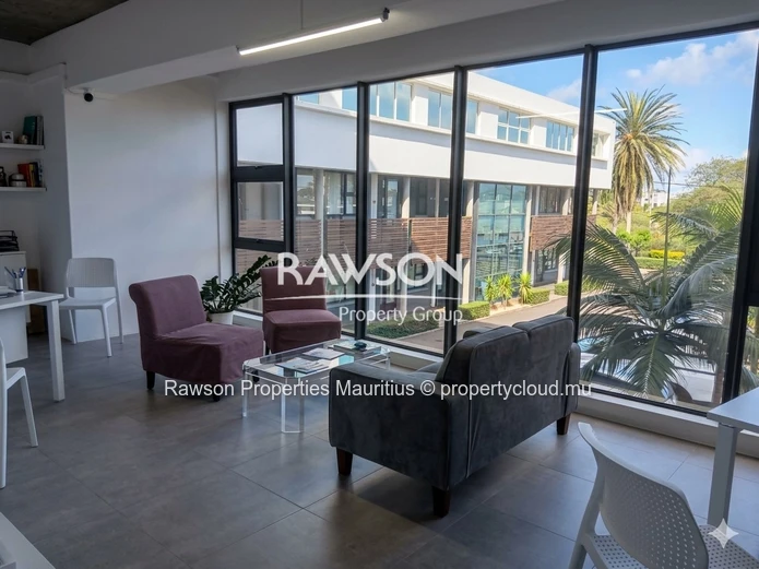 30 SQM Office Space for Rent in Black River
