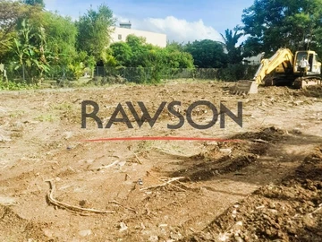 Residential plot of land for sale in Balacalava