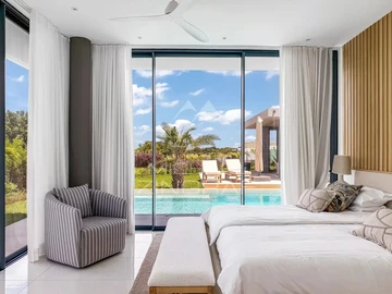 4 Bedroom Villa
