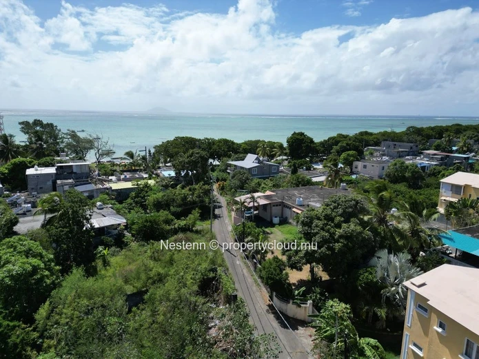 Terrain résidentiel de 600 m² à deux pas de la plage 